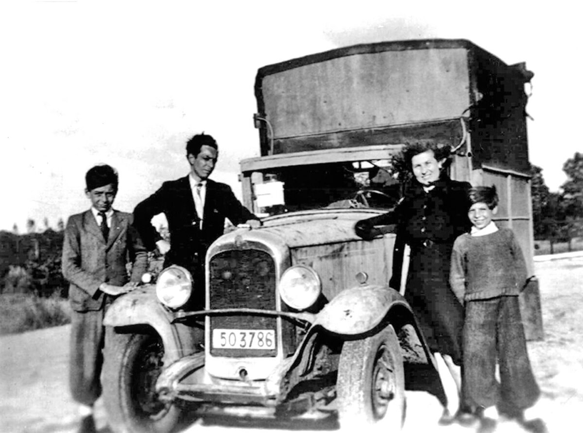 Image représentant la période: 1945 - Fondation