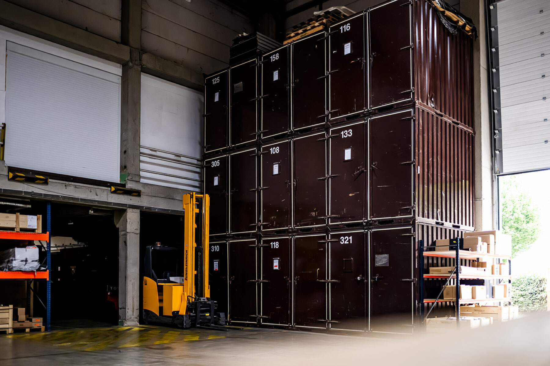 Image d’illustration de la section Mozer vous propose un large choix de garde-meubles en conteneurs allant de 8m3 à 33m3 pour s’adapter à tous vos besoins.